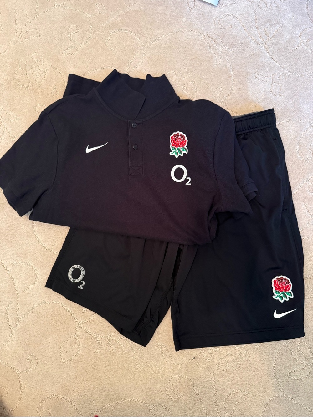 Nike England Rugby O2 Polo & Shorts Set Men’s Large Black
